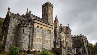 Highland 1-Day Trip: Glencoe, Oban, Castle Stalker, Rannoch Moor & Loch Lomond, Scotland 