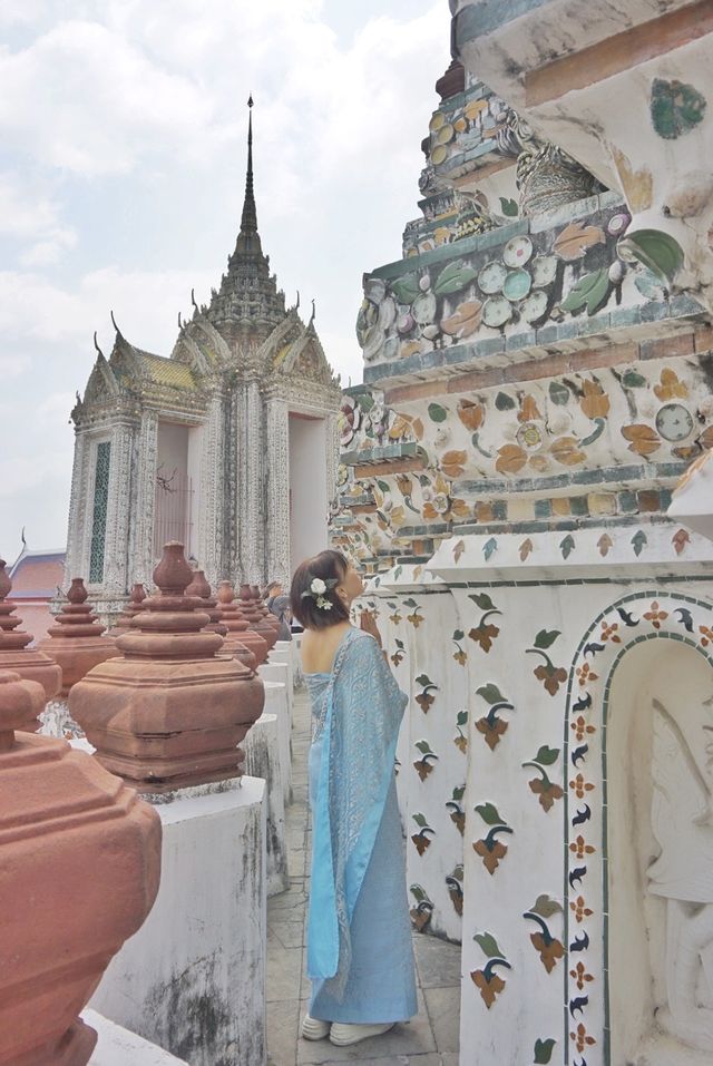 【Travel around the 🌍 world】Bangkok, Thailand 🇹🇭. Photoshoot in Thai costume at the Arun Temple