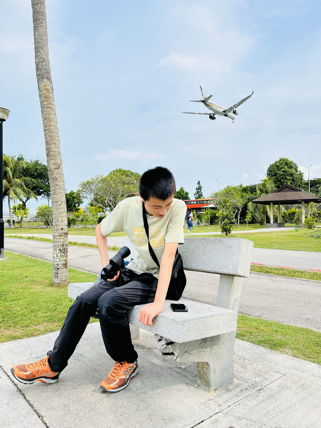 來新加坡前，小朋友已經早早的做好攻略，而樟宜海灘公園看飛機，是其中必選的項目