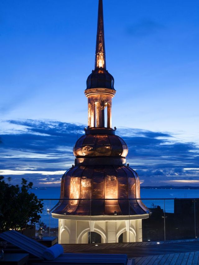 🌴✨ Salvador's Finest Stays: Top Hotel Picks! 🏨🍹