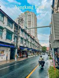 Stop for a coffee on Yongkang Road in Shanghai ☕️