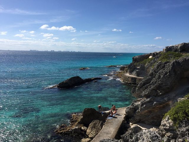 女人島珊瑚浮潛之旅，盡享海島風情美食。