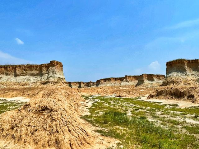 黃土高原上的魔鬼城——大同土林