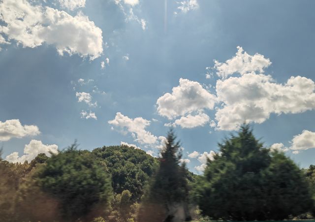空中俯瞰世界。