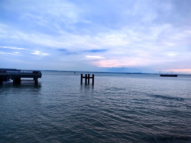 長江落日。