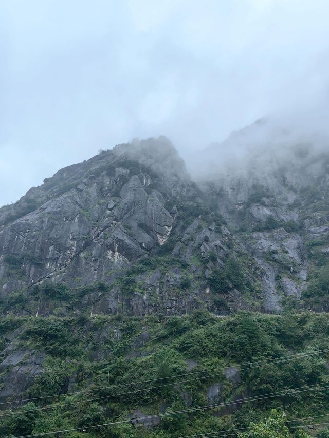浙江麗水蛟龍大峽谷後悔沒早點來這徒步勝地。