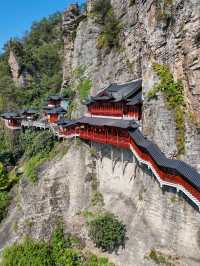 江南懸空寺打卡慶餘年同款。