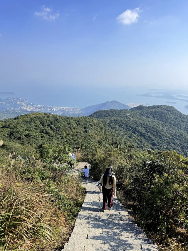 深圳爬山去哪裡當然是梅沙尖。