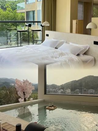 Anji! Newly opened!! Rooftop sky garden with private hot spring! What a city!