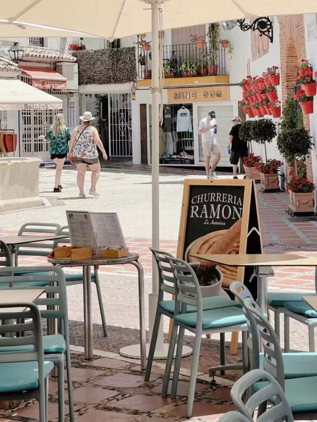 Marbella old town is unbelievable 🇪🇸 