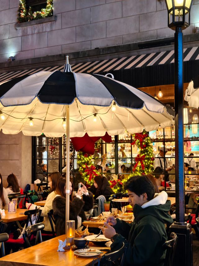 我宣布!這就是上海聖誕的天花板! 我宣布!這就是上海聖誕的天花板!