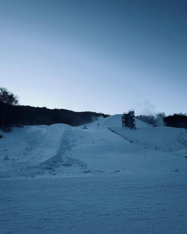 張家口雲頂滑雪攻略：盡享冰雪盛宴