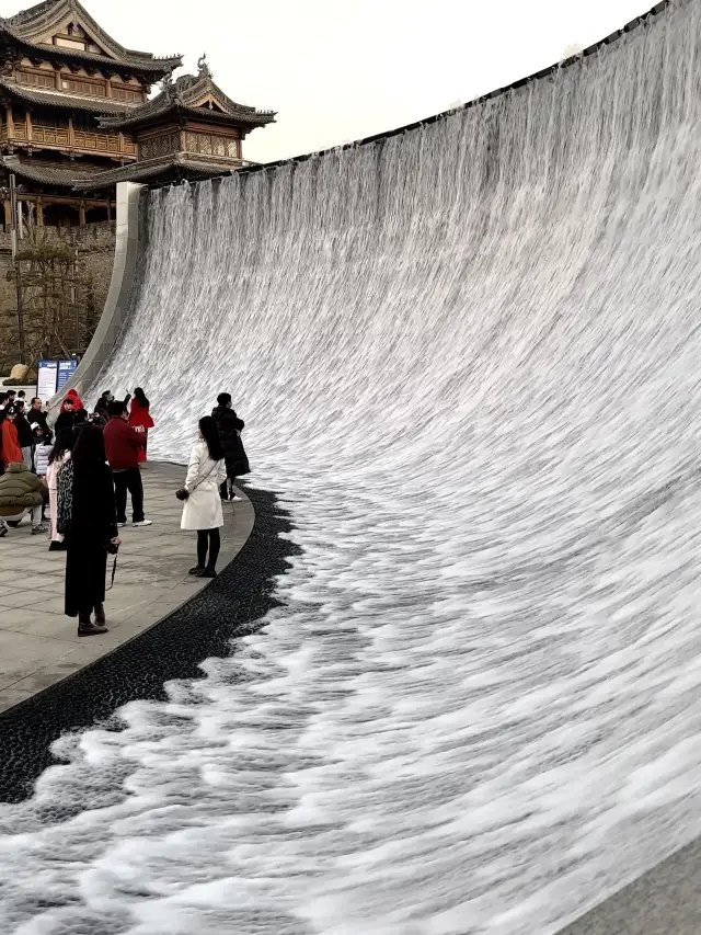 2025 Welcome the New Year in a 40-minute treasure city from Hangzhou