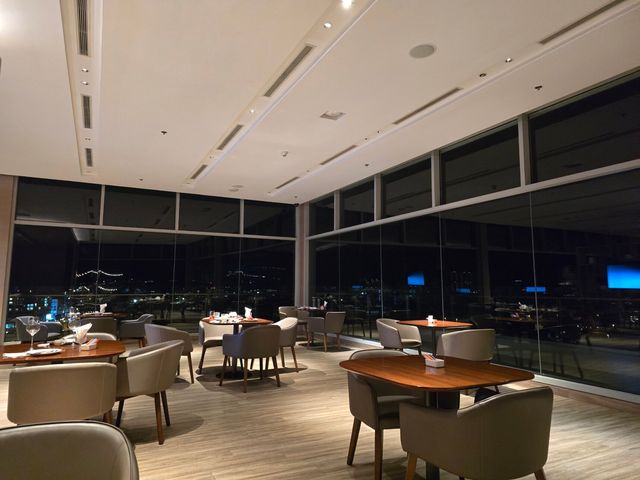亞庇萬豪酒店 | 豪景與美食的完美結合