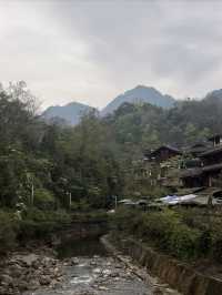 成都青城山！！花得最值嘅一筆錢！！！唔捨得退房….