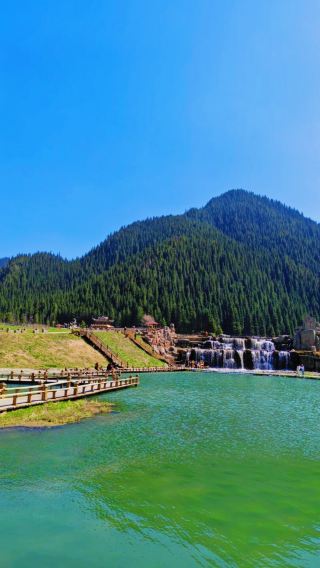 "Don't You Want to Visit the Grand Canyon of Tomur Scenic Area in Xinjiang Tianshan?"