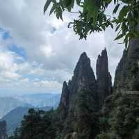莽山五指峰｜被遺忘的秘境！ 誰說湖南只有張家界？莽山五指峰是隱世仙境！藏在郴州深山裡的絕美風光