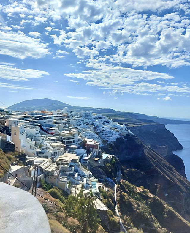 在聖托里尼藍白秘境，把日落和浪漫焊在鏡頭裡～