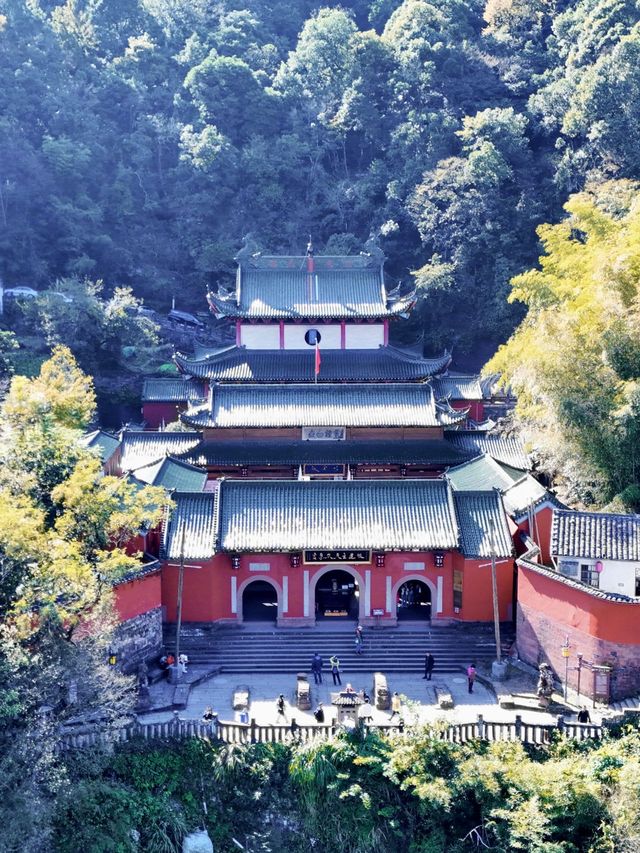 以為黃山夠美了,直到我去了隔壁這裡...... 以為黃山夠美了,直到我去了隔壁這裡......