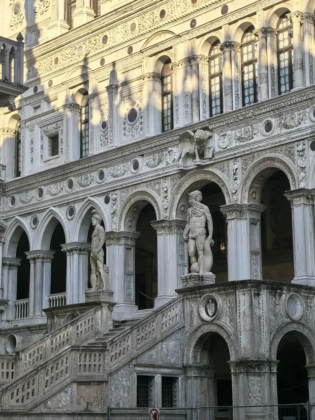 威尼斯→佛羅倫薩暴走日11.17踩雷寄存+搬 威尼斯→佛羅倫薩暴走日11.17踩雷寄存+搬