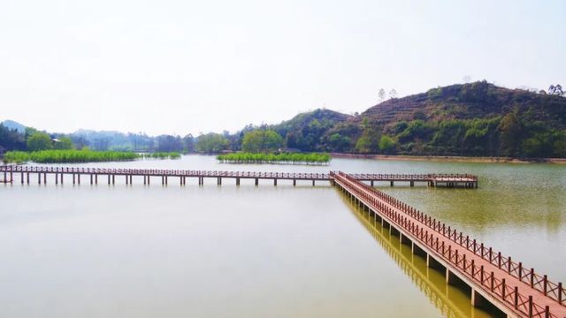 【隱藏的世外桃源】豐禾讓水湖讓你一秒鐘愛上這片藍天碧水 【隱藏的世外桃源】豐禾讓水湖讓你一秒鐘愛上這片藍天碧水