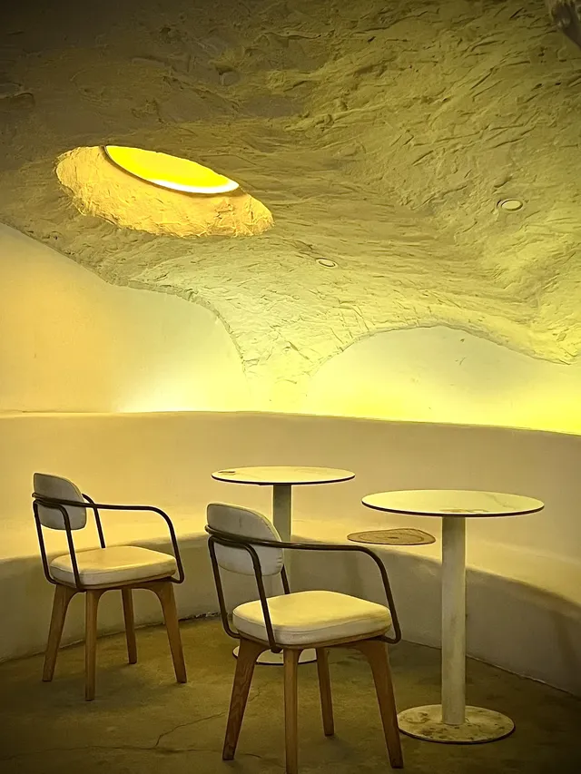 聖托里尼風海景地，約會打卡的浪漫首選