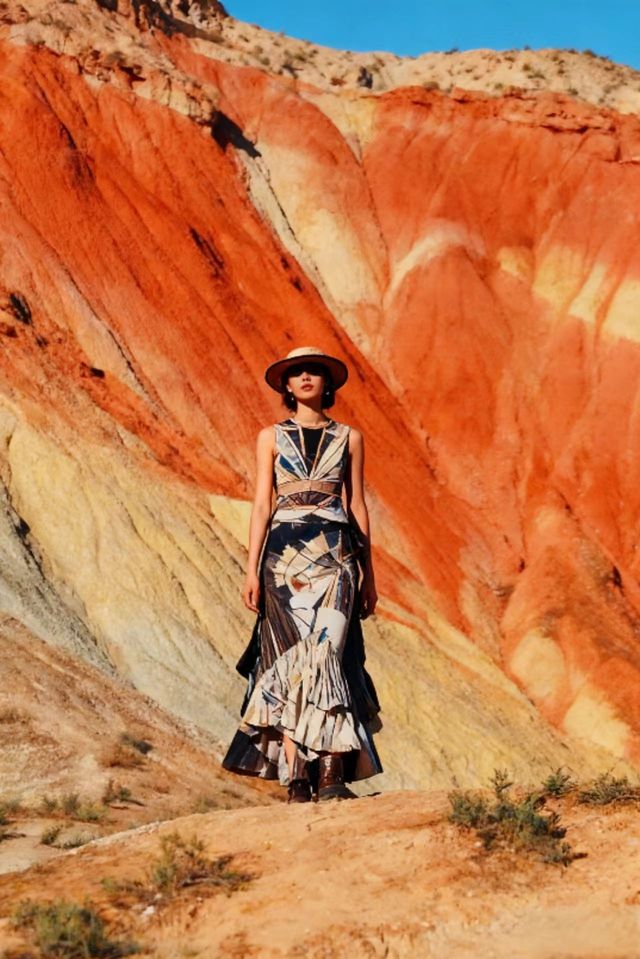 水墨丹霞必拍機位 水墨丹霞必拍機位