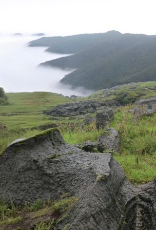 Guizhou Sinan County preserves the most complete karst landforms