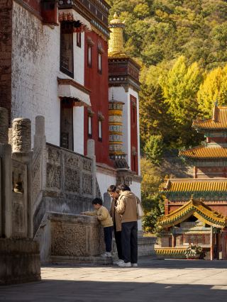Chengde early autumn family leisurely trip | 2–3 day royal garden and temple route
