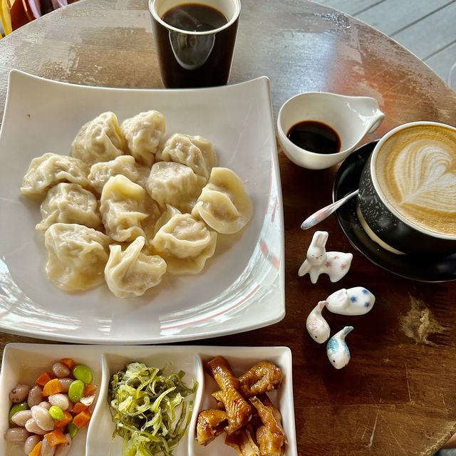 (QAFE)下午茶非吃不可的水餃 (QAFE)下午茶非吃不可的水餃