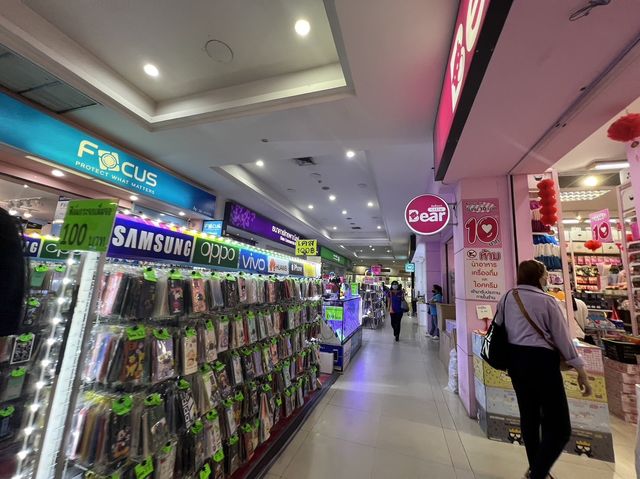 ห้างเยสบางพลี ย่านบางเสาธง 🛍️🛒