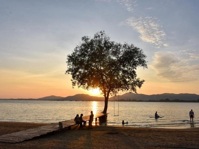 The Mangrove by Blu Monkey ที่พักติดทะเลสุดปัง