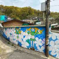 全州韓屋村近くのカラフルなアート村