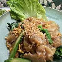 荃灣工業風低調新派泰菜Thai Nine