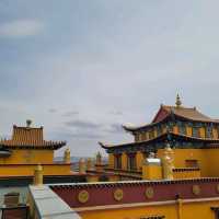 해외여행 중 몽골에서 들려보면 좋을 멋진 사원 Sain Nomuun Monastery