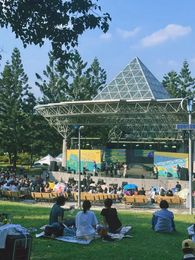 《台北》逃離繁忙都市生活 佔地超大的城市綠洲-大安森林公園