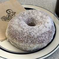 【韓国ソウル・安国】韓国でも話題のLA発ドーナツ「Randy's Donuts（ランディーズ・ドーナツ）」