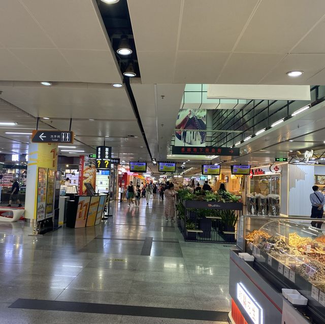 深圳地下購物天堂 連城新天地