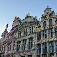 Grote Markt’s Architectural Tapestry!
