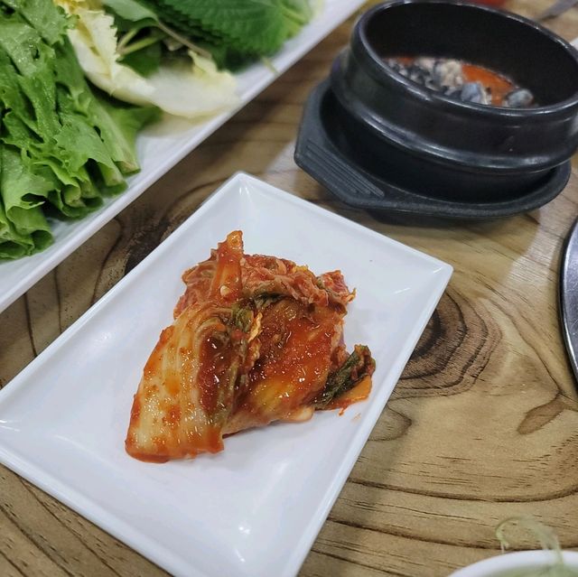 대패삼겹살이 맛있어 실내데이트 하기에 좋은 무주맛집