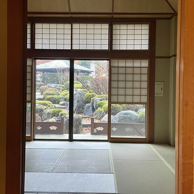 富士山高質溫泉旅館🗻日式庭園「鐘山苑」