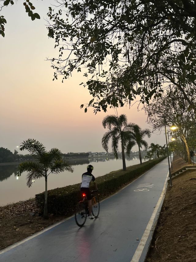 หนองประจักษ์มีเป็ด แลนด์มาร์คเมืองอุดร