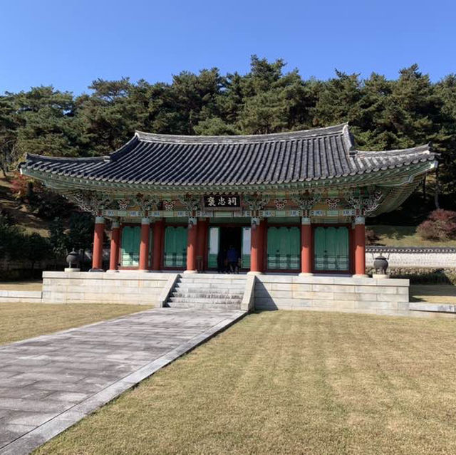 사명대사의 호국 정신이 깃든 절, 표충사