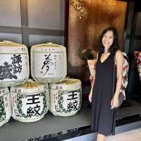 Histrionic sake factory and restaurant