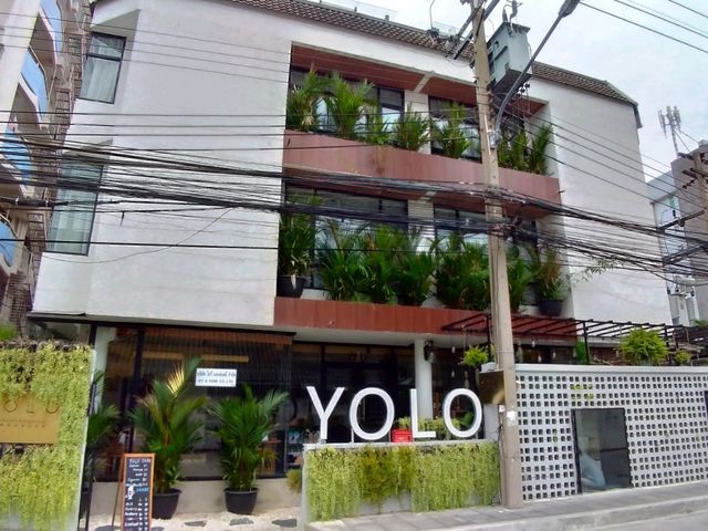 曼谷 | 悠閒簡約風 網美打卡設計師酒店 Yolo Bangkok Hotel