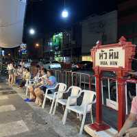 “ตลาดโต้รุ่งหัวหิน” สีสันยามค่ำคืนของเมืองหัวหิน