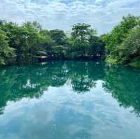 Ywar Ngar blue pond 🏝️💎