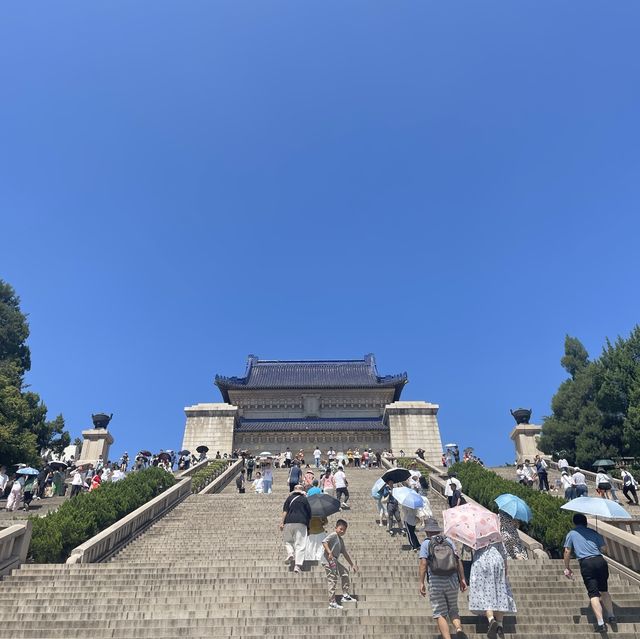 中山陵，一代偉人長眠之處