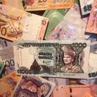 Experience RM1 million Money Tunnel!