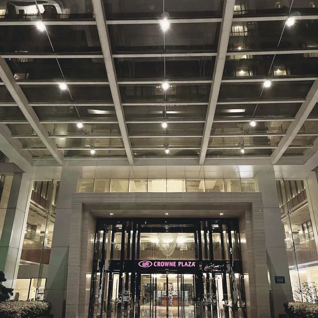歡樂天地！👪🎉 深圳龍崗珠江皇冠假日酒店